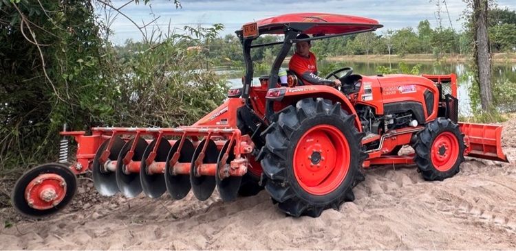 รถไถคูโบต้า รุ่น L5228  รูปที่ 2