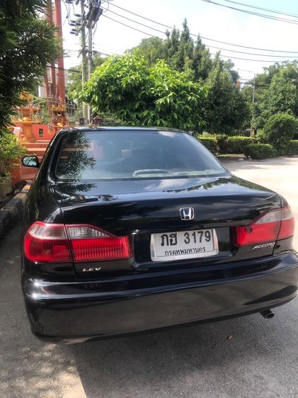 Honda Accord 2001 2.0 E Sedan เบนซิน เกียร์อัตโนมัติ ดำ รูปที่ 2