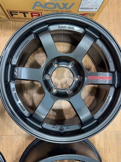 ขาย ล้อเบา te37 suv งาน aow  (auto option) 18x9et0 สีเทากัลหยอดแดง กล่องครบ สภาพมือหนึ่ง รูปที่ 5