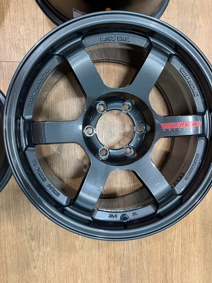 ขาย ล้อเบา te37 suv งาน aow  (auto option) 18x9et0 สีเทากัลหยอดแดง กล่องครบ สภาพมือหนึ่ง รูปที่ 6