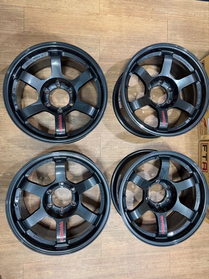 ขาย ล้อเบา te37 suv งาน aow  (auto option) 18x9et0 สีเทากัลหยอดแดง กล่องครบ สภาพมือหนึ่ง รูปที่ 2