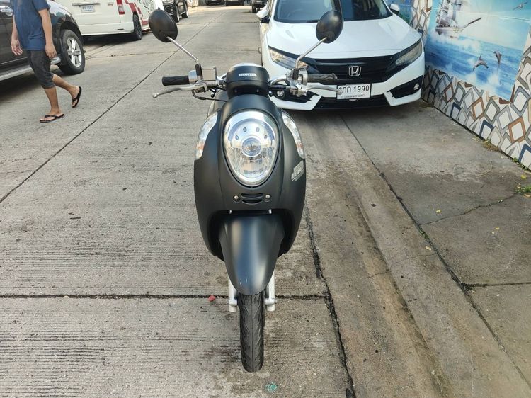 🛵ยังไงก็ขาย SCOOPY-i ปี 58 เครื่องดี สีสวย สตาร์ทมือ เล่มชุดโอนครบ+เปลี่ยนถ่ายน้ำมันเครื่องฟรี ส่งฟรี30 ก.ม รูปที่ 4