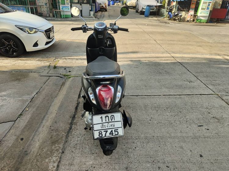🛵ยังไงก็ขาย SCOOPY-i ปี 58 เครื่องดี สีสวย สตาร์ทมือ เล่มชุดโอนครบ+เปลี่ยนถ่ายน้ำมันเครื่องฟรี ส่งฟรี30 ก.ม รูปที่ 5