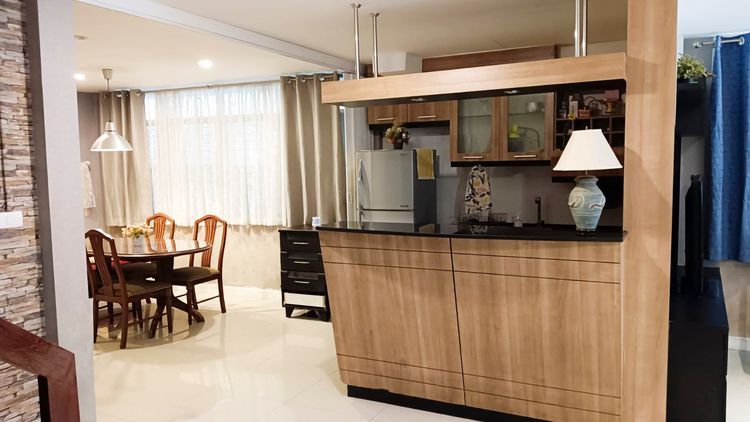 อื่นๆ ตกแต่งครบ 2020 ให้เช่าบ้านเดี่ยว 2 ชั้น รีโนเวทใหม่ ซ.ลาดพร้าว 42 ใกล้สายสีเหลือง รูปที่ 2