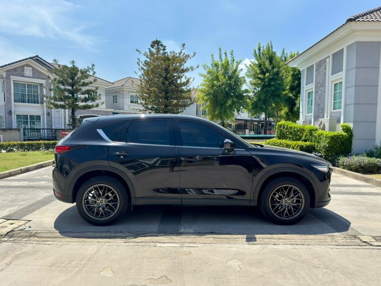 Mazda CX-5 2022 2.0 SP Utility-car เบนซิน ไม่ติดแก๊ส เกียร์อัตโนมัติ ดำ รูปที่ 3