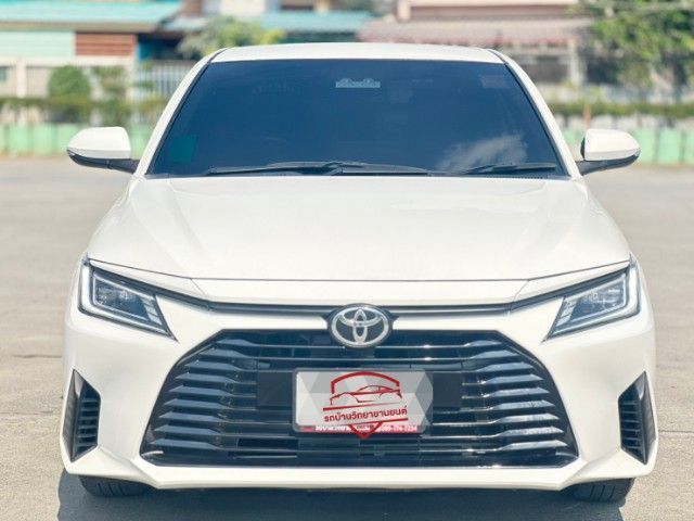 Toyota Yaris ATIV 2024 1.2 Smart Sedan เบนซิน ไม่ติดแก๊ส เกียร์อัตโนมัติ ขาว รูปที่ 2