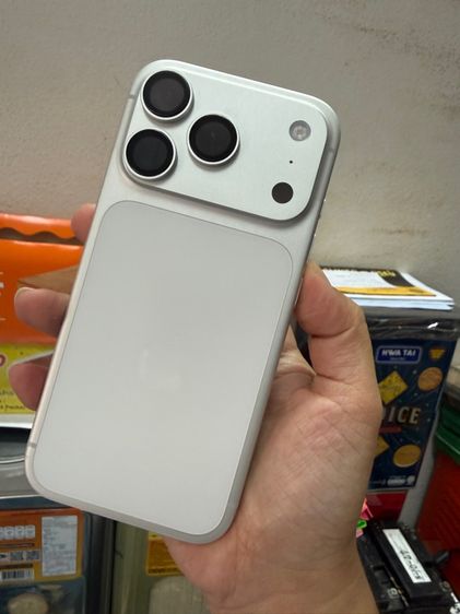 iPhone 17 pro 512 gb silver ครบกล่อง รูปที่ 2