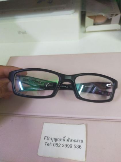แว่นตา OAKLEY 81LH 005 ขนาด 54 16 140 สภาพดี ไม่มีรอย เลนส์ กรองแสง เอาไปตัดใส่เลนส์ ใหม่ได้เลยครับทรงสวยๆ รูปที่ 3