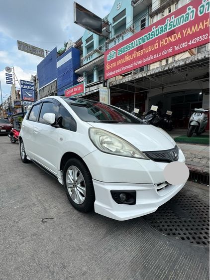 Honda Jazz 2012 1.5 V i-VTEC Van เบนซิน ไม่ติดแก๊ส เกียร์อัตโนมัติ ขาว รูปที่ 4