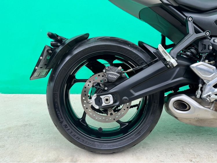 Triumph Trident 660 ปี21 สีดำวิ่ง10,000 รถมือเดียว รูปที่ 9