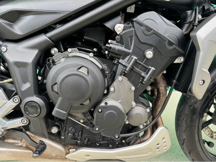 Triumph Trident 660 ปี21 สีดำวิ่ง10,000 รถมือเดียว รูปที่ 6
