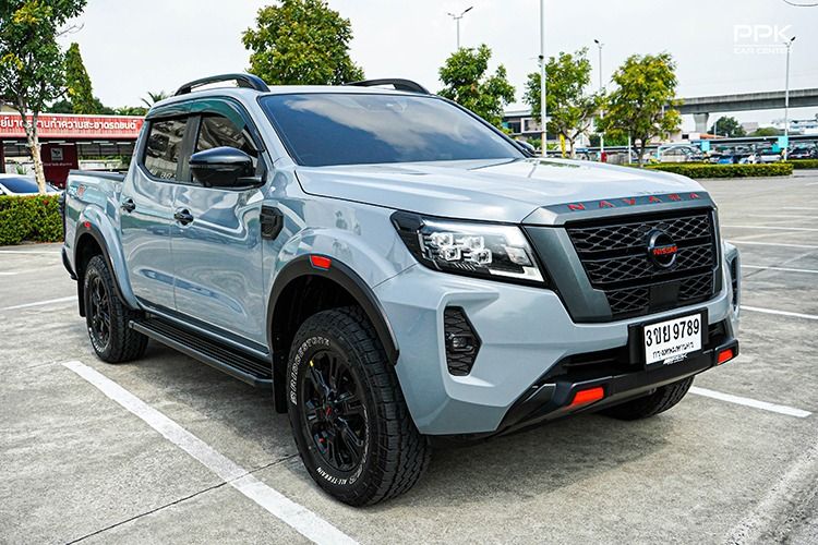 Nissan Navara 2023 2.3 Pro-4X 4WD Pickup ดีเซล ไม่ติดแก๊ส เกียร์อัตโนมัติ เทา รูปที่ 3