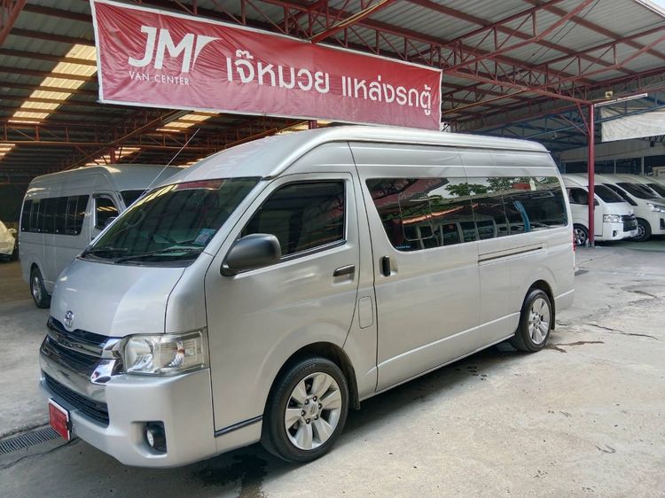 Toyota Commuter 2019 3.0 Van ดีเซล ไม่ติดแก๊ส เกียร์ธรรมดา เทา รูปที่ 2