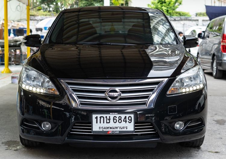 รถ Nissan Sylphy 1.6 V สี ดำ