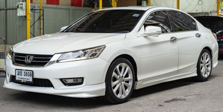 Honda Accord 2014 2.4 Tech Sedan เบนซิน ไม่ติดแก๊ส เกียร์อัตโนมัติ ขาว รูปที่ 2