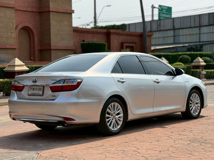 Toyota Camry 2017 2.5 HV Premium Sedan เบนซิน เกียร์อัตโนมัติ เทา รูปที่ 4