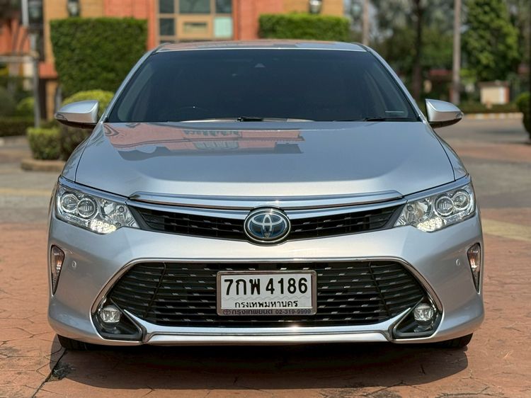 Toyota Camry 2017 2.5 HV Premium Sedan เบนซิน เกียร์อัตโนมัติ เทา รูปที่ 2