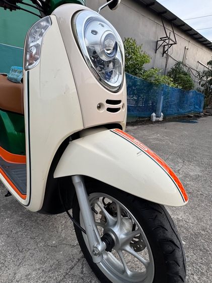 HONDA Scoopy i  รุ่นล้อแม็กซ์สภาพรถเดิมๆ  เครื่องดีมาก สีสวยมาก ต้องมาดูของจริงมีสถานที่ให้ทดลองขับขี่ก่อนซื้อ รูปที่ 12