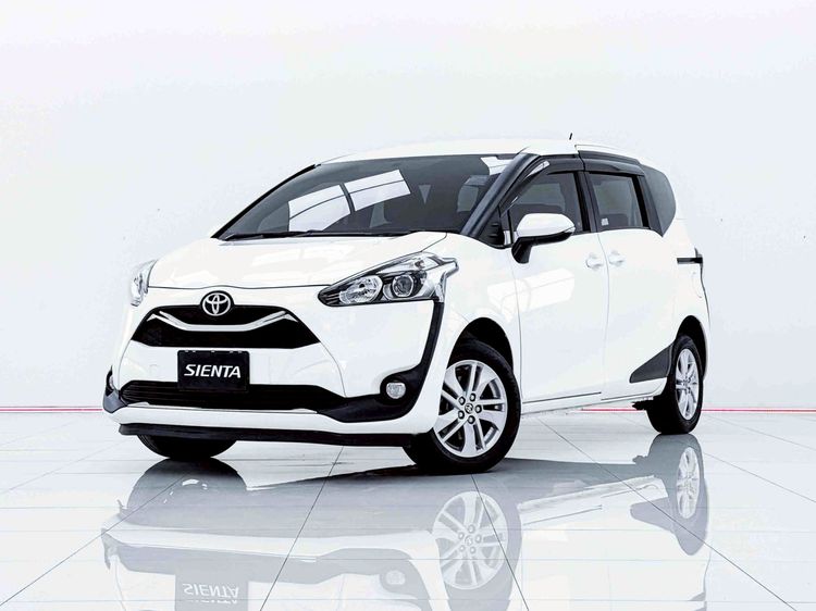 รถ Toyota Sienta 1.5 G สี ขาว