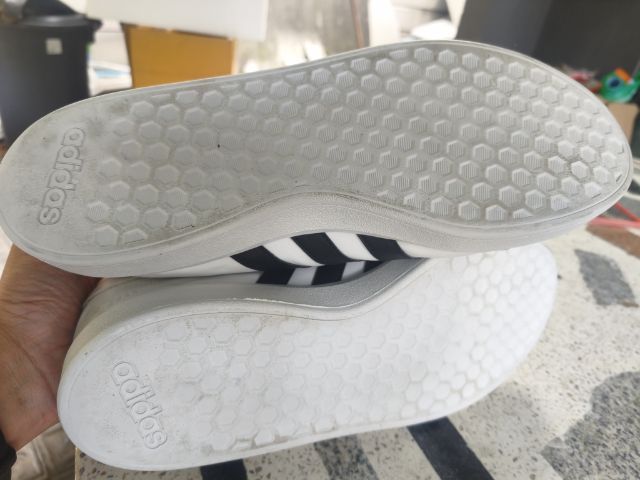 ขายรองเท้ามือสอง adidas เบอร์ us11 รูปที่ 6