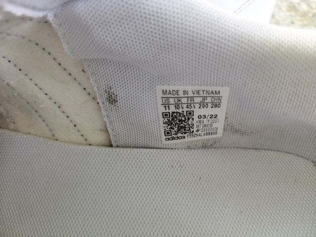 ขายรองเท้ามือสอง adidas เบอร์ us11 รูปที่ 2