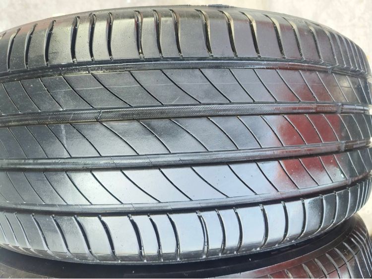 ยางมิชลินไพรมาซี่ 4 215 60 16 ปี 25 ชุดละ 5,000 บาทครับ รูปที่ 3