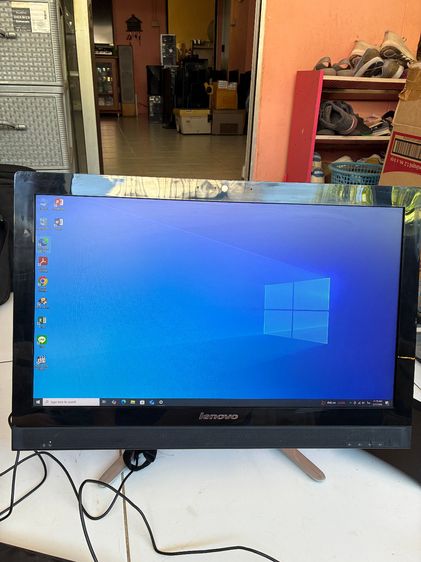 Lenovo C560 เป็นคอมพิวเตอร์ All-in-One จอ 23 นิ้ว I5 เจน 4 แรม 8G HDD 1 TB รูปที่ 3