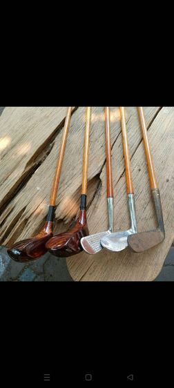 ชุดกอล์ฟ Antique หัวไม้ 2 อัน หัวเหล็ก 2 อัน และ Putter รวม 5 อันราวปี 1945 ก้านไม้สวยงาม ของอยู่เชียงใหม่ รูปที่ 4