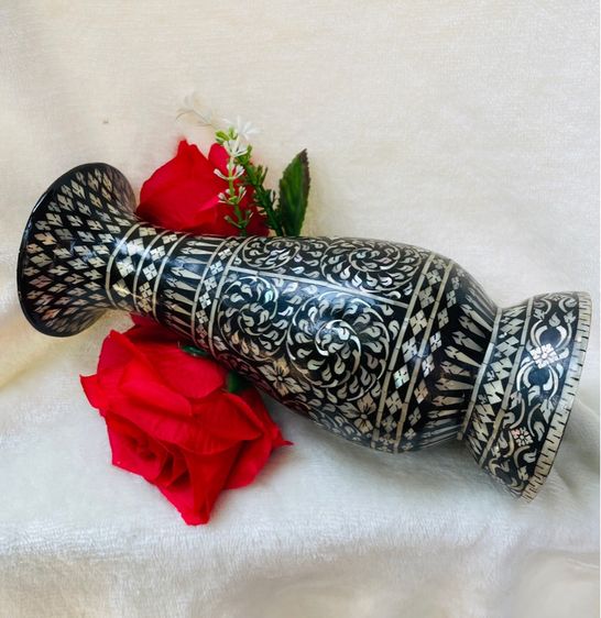 1 ชิ้น แจกันทองเหลืองประดับมุก สวยสมบูรณ์ ตั้งโต๊ะหมู่บูชา ตั้งโชว์ตกแต่งบ้าน รูปที่ 11