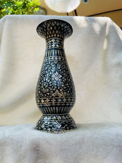 1 ชิ้น แจกันทองเหลืองประดับมุก สวยสมบูรณ์ ตั้งโต๊ะหมู่บูชา ตั้งโชว์ตกแต่งบ้าน รูปที่ 9