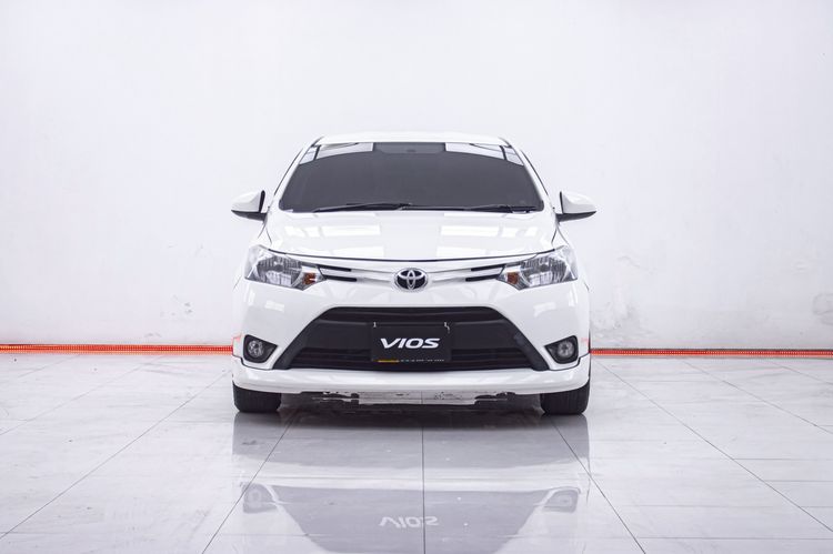 Toyota Vios 2013 1.5 E Sedan เบนซิน ไม่ติดแก๊ส เกียร์อัตโนมัติ ขาว รูปที่ 4