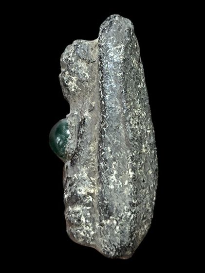 หลวงปู่ทวดพิมพ์ใหญ่เนื้อว่าน108 ฝั่งลูกแก้วหยกสีเขียวมรกต รูปที่ 4