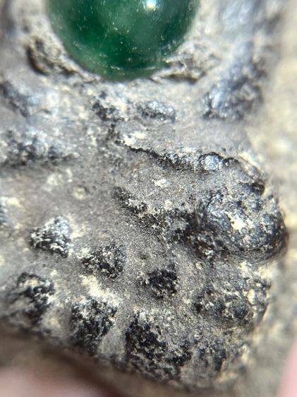 หลวงปู่ทวดพิมพ์ใหญ่เนื้อว่าน108 ฝั่งลูกแก้วหยกสีเขียวมรกต รูปที่ 7