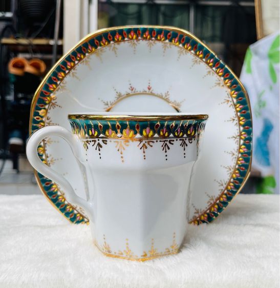 เก็บใหม่ ชุดถ้วยกาแฟ พร้อมจานรอง เบญจรงค์น้ำทองลายนูน Benjarong Coffee Cup and Saucer รูปที่ 3