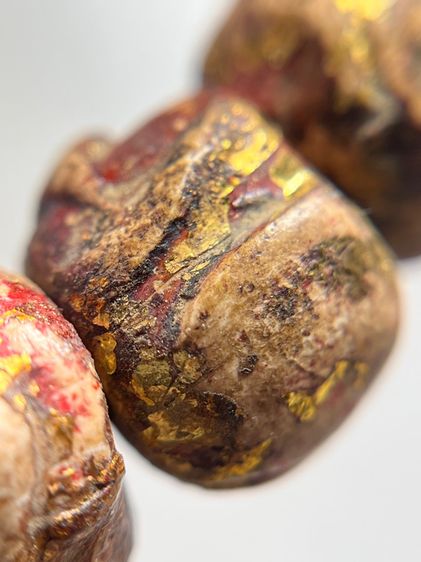 กำไรข้อมือสมเด็จม้วน ลงรักปิดทองสีเหลืองนวลสายวัง มีน้อยหายาก รูปที่ 7