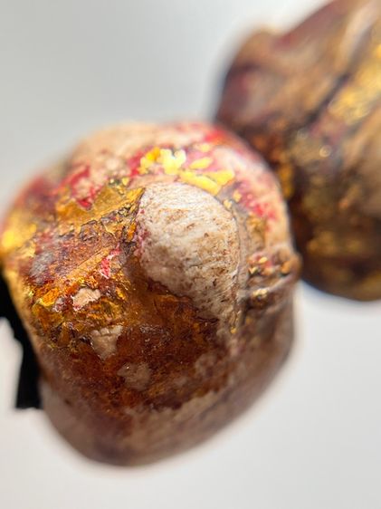 กำไรข้อมือสมเด็จม้วน ลงรักปิดทองสีเหลืองนวลสายวัง มีน้อยหายาก รูปที่ 6