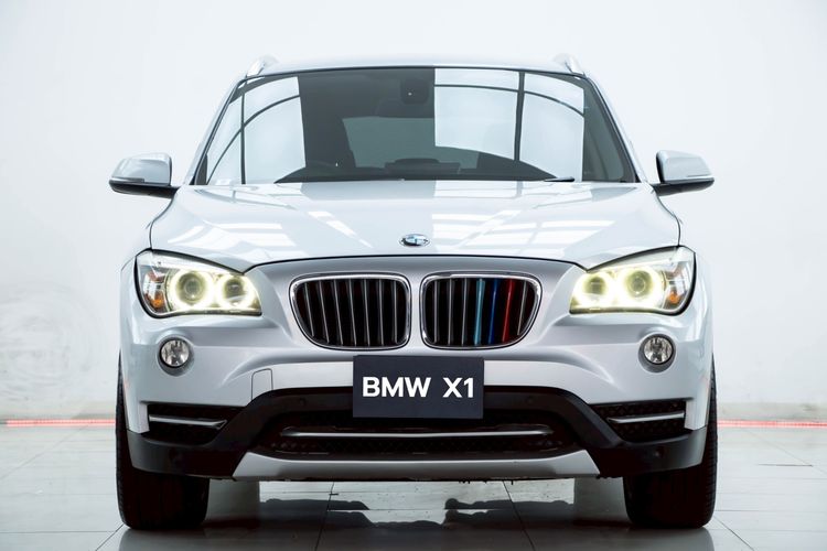 BMW X1 2013 2.0 sDrive18i xLine Utility-car เบนซิน ไม่ติดแก๊ส เกียร์อัตโนมัติ เทา รูปที่ 4
