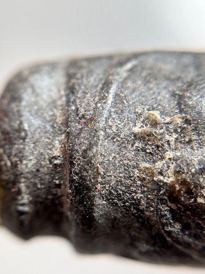 กำไรข้อมือพระสมเด็จม้วน ลงรักปิดทองสีดำาสายวัง รูปที่ 5