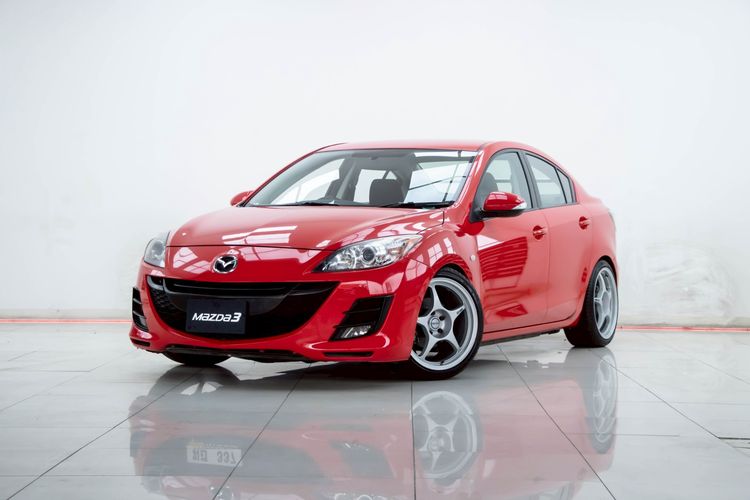 รถ Mazda Mazda3 1.6 V สี แดง