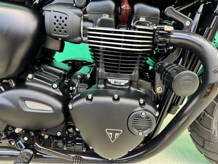 Triumph T100 black สีดำ ปี17จด18 วิ่ง3,000โล รถมือเดียว รูปที่ 6