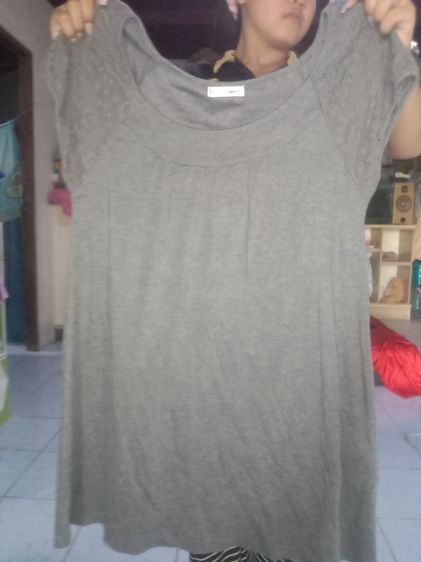 เสื้อผ้ามือสอง แบบคละ สภาพดี รูปที่ 3