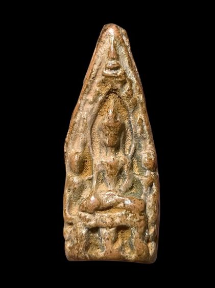 พระเลี่ยง ลําพูน เนื้อดิน