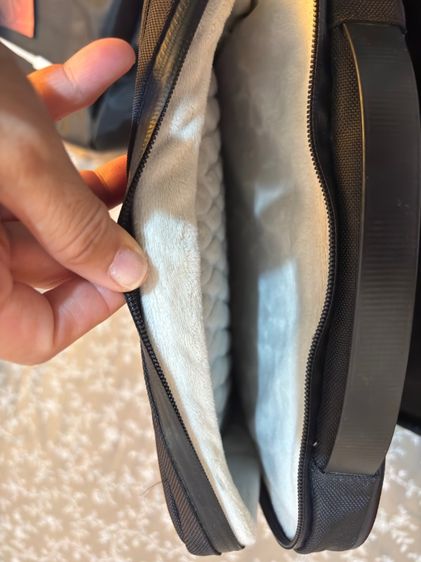 กระเป๋าโน้ตบุ๊ค Tomtoc รูปที่ 5