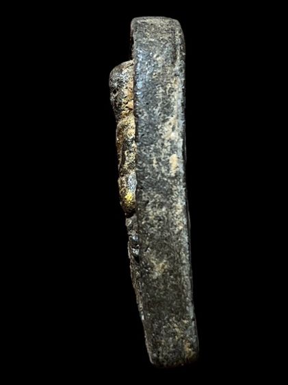 หลวงปู่ทวด ฐานแม่พระธรณีบีบมวยผม เนื้อว่าน รูปที่ 4