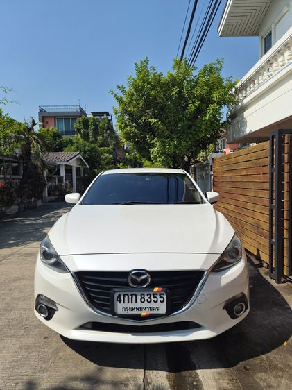 รถ Mazda Mazda3 2.0 S สี ขาว