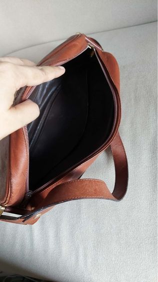 กระเป๋าคอสบอดี้ Chirstian Dior ของแท้วินเทจ รูปที่ 9