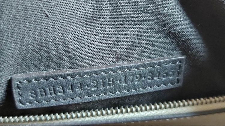 กระเป๋าฟินดิ ทรงทำงาน รูปที่ 17