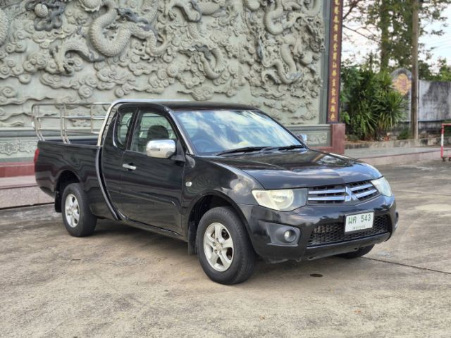 Mitsubishi Triton 2014 2.5 GLX ดีเซล เกียร์ธรรมดา ดำ รูปที่ 4