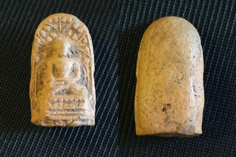 พระบางลำพูนพิมพ์ย้อนยุคเนื้อดินเผา รูปที่ 4