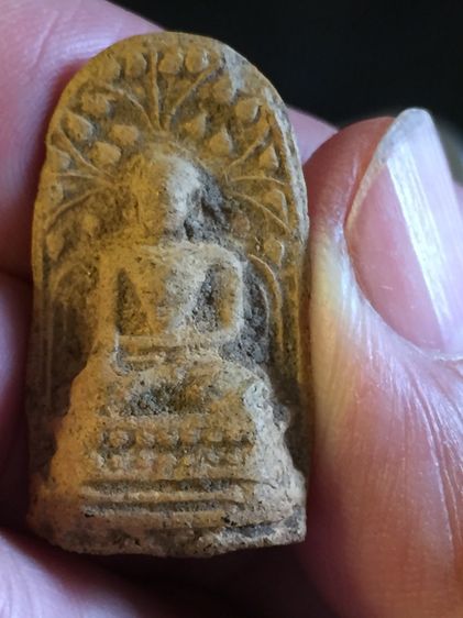 พระบางลำพูนพิมพ์ย้อนยุคเนื้อดินเผา รูปที่ 7